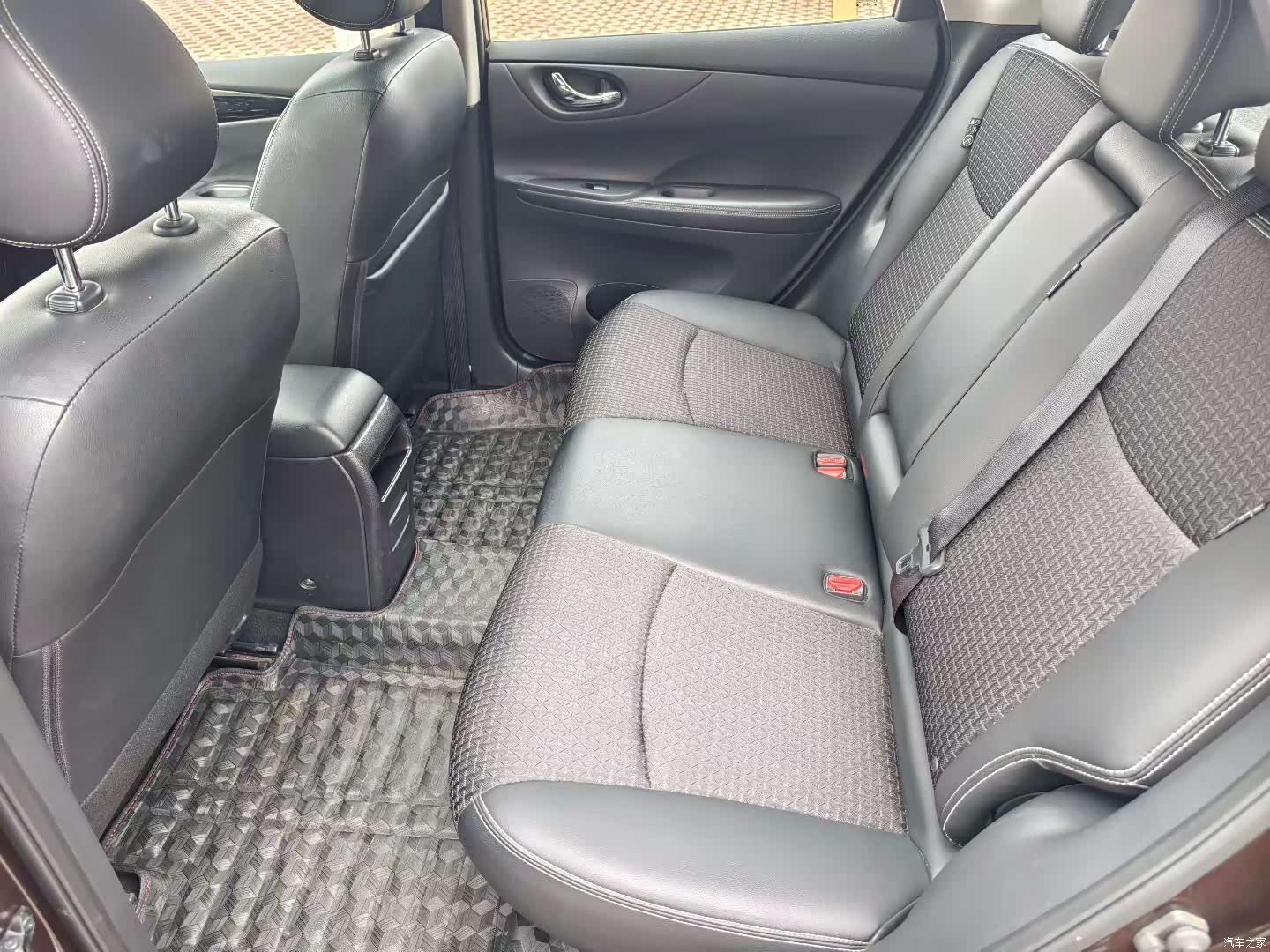 Nissan Tiida, 2017 7
