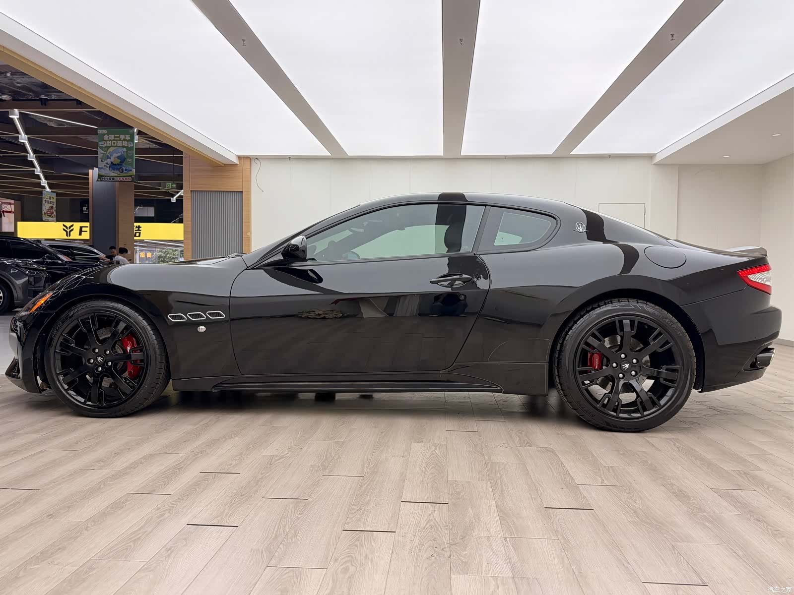 Maserati GranTurismo, 2015 3