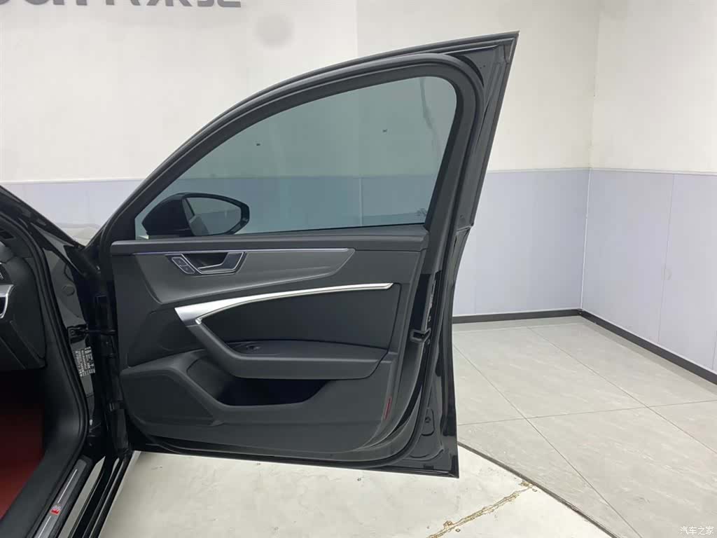 Audi A6L, 2023 25