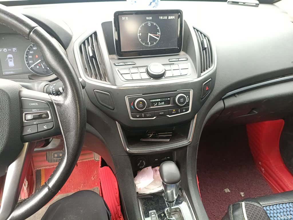 DongFeng AX5, 2017 14