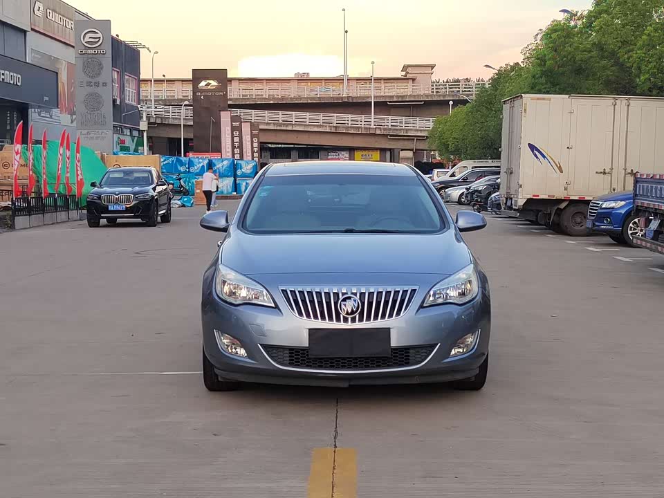 Buick Yinglang