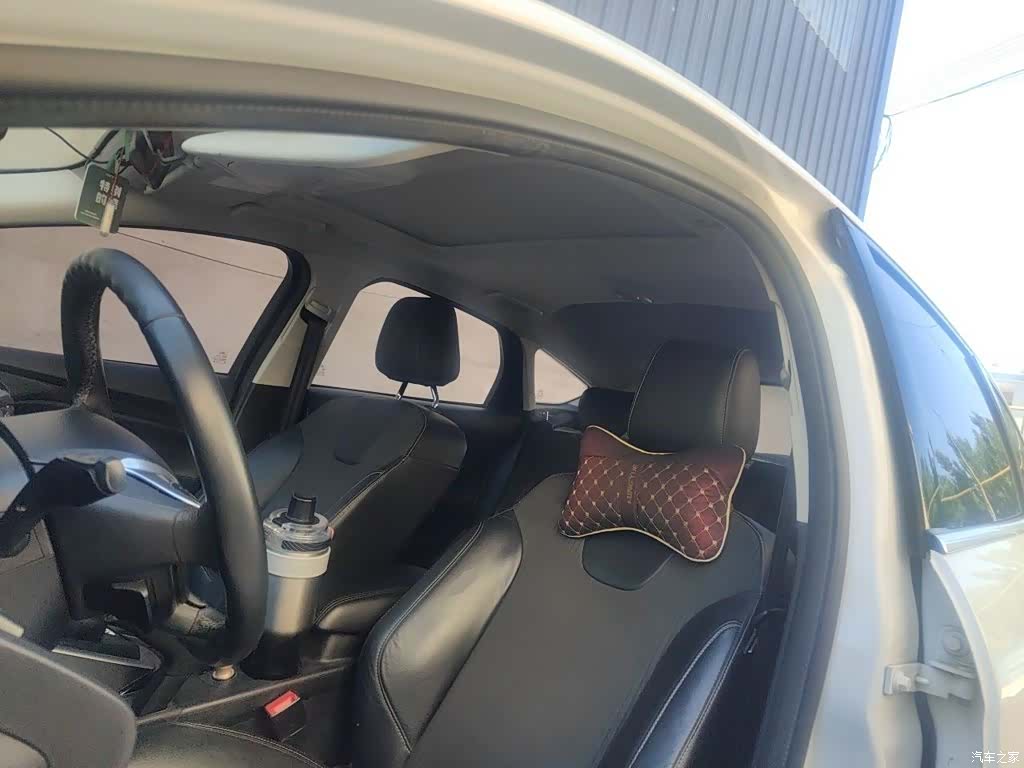 Ford Focus, 2015 8