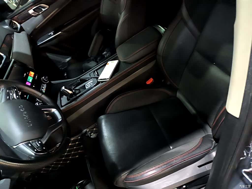 Lynk & Co 01, 2020 15