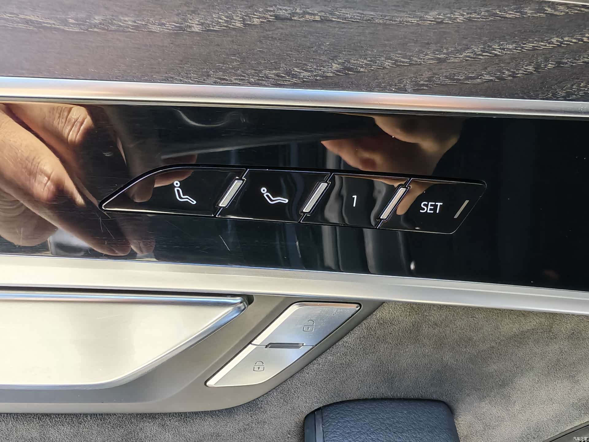 Audi A8L, 2021 11
