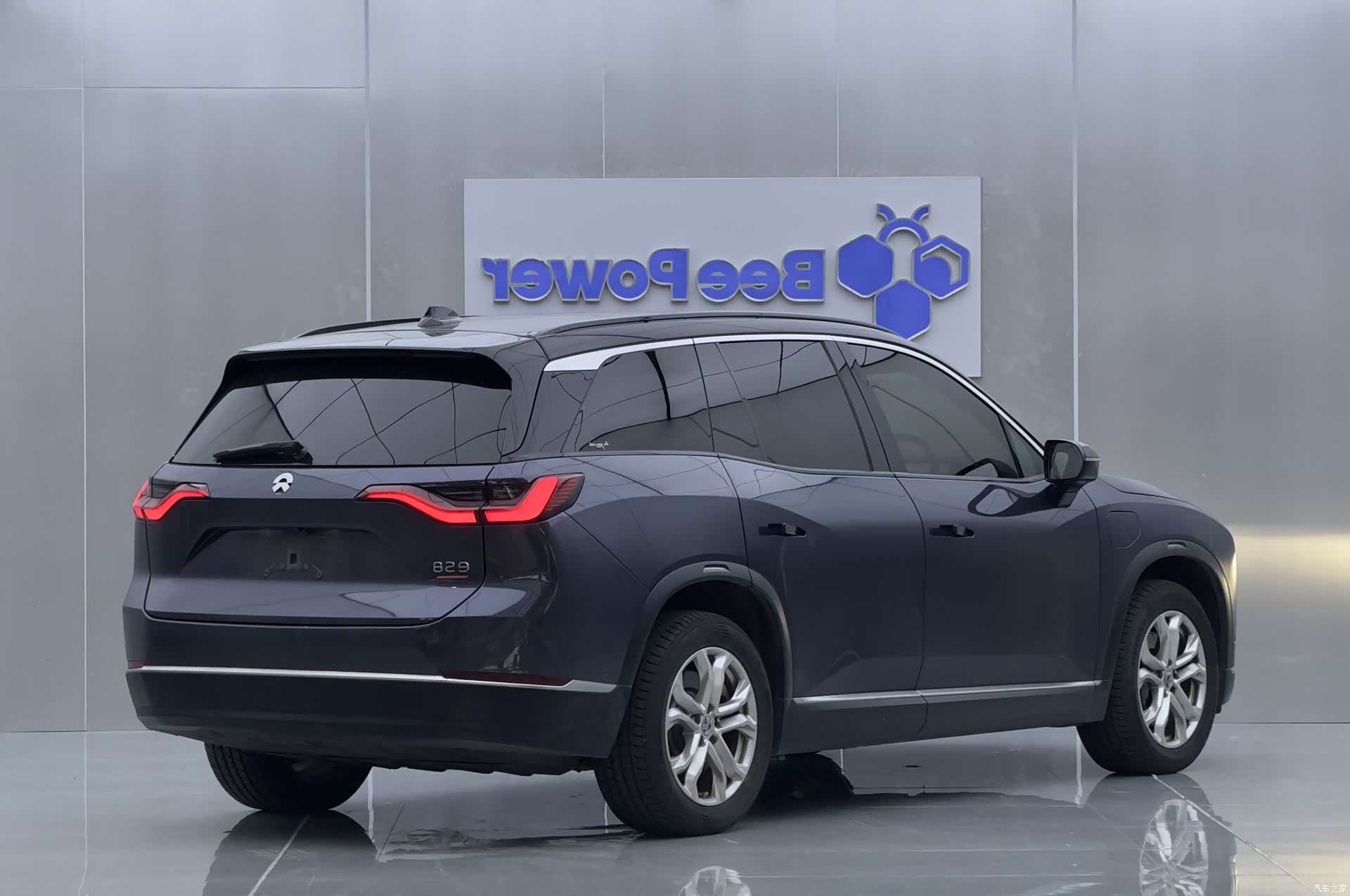 NIO ES8, 2021 4