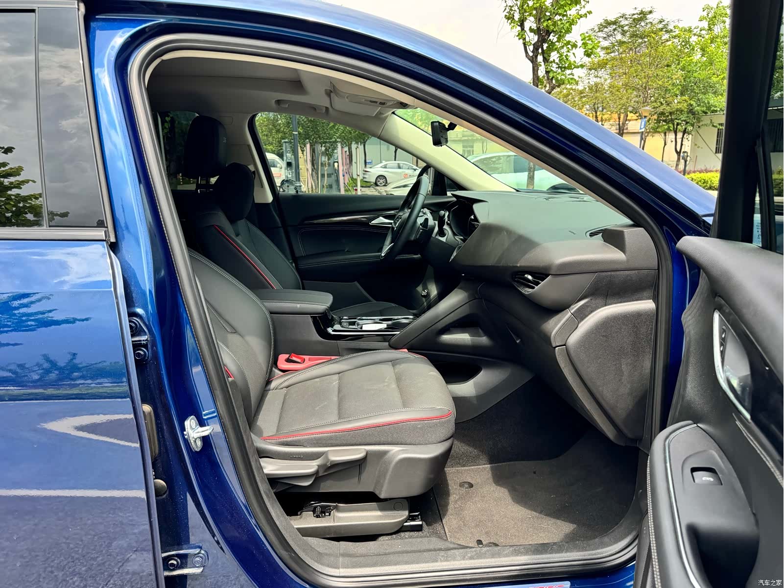 Buick Envision, 2022 все фото