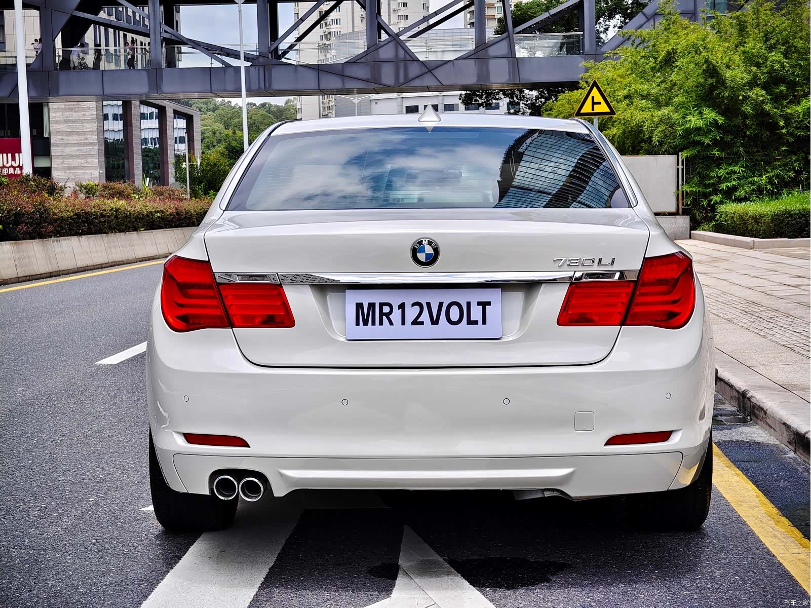 BMW 7 Series, 2011 все фото