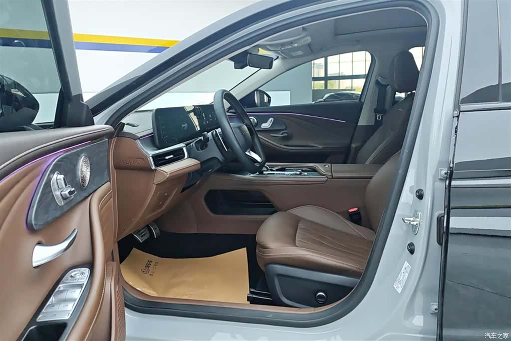 Chery Arrizo 8, 2024 9