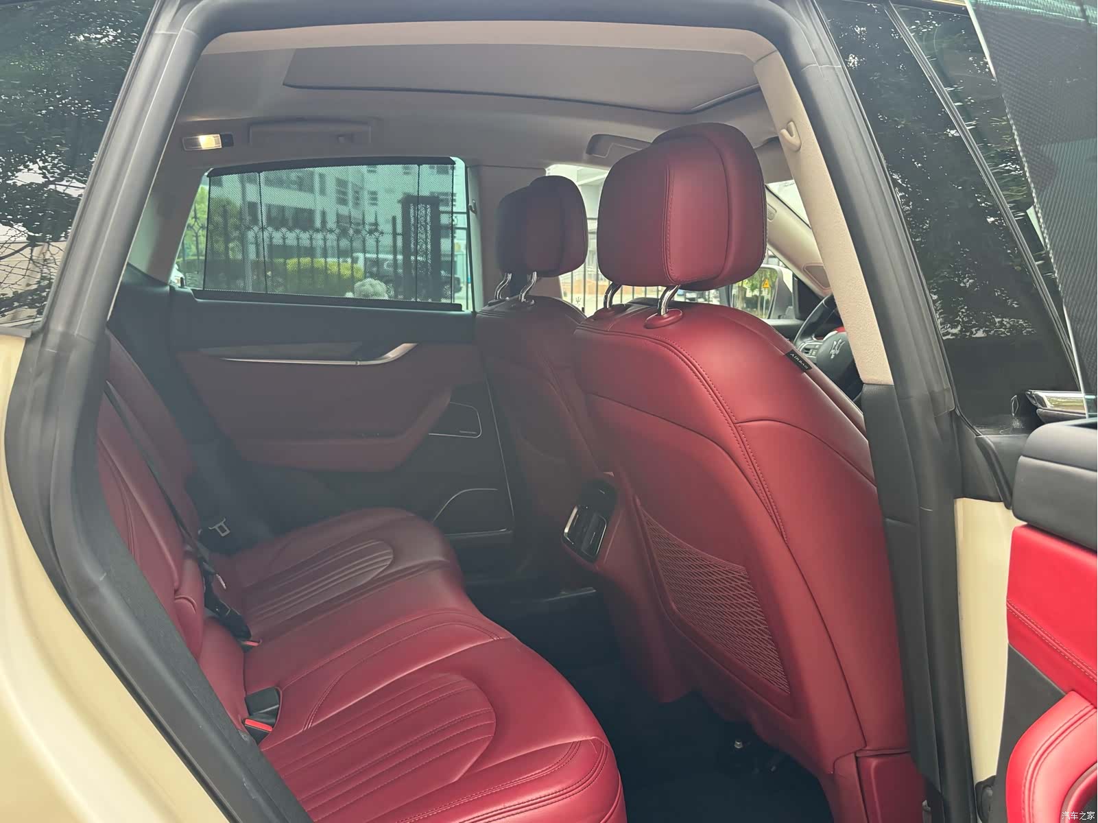 Maserati Levante, 2017 27