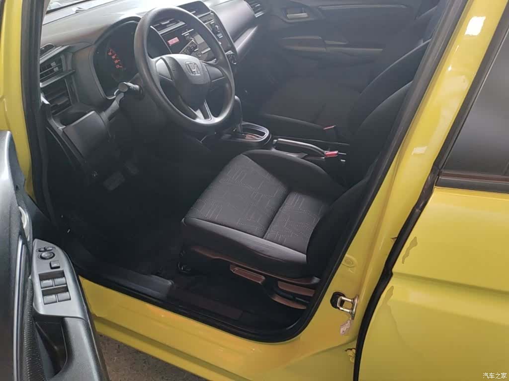 Honda Fit, 2014 16