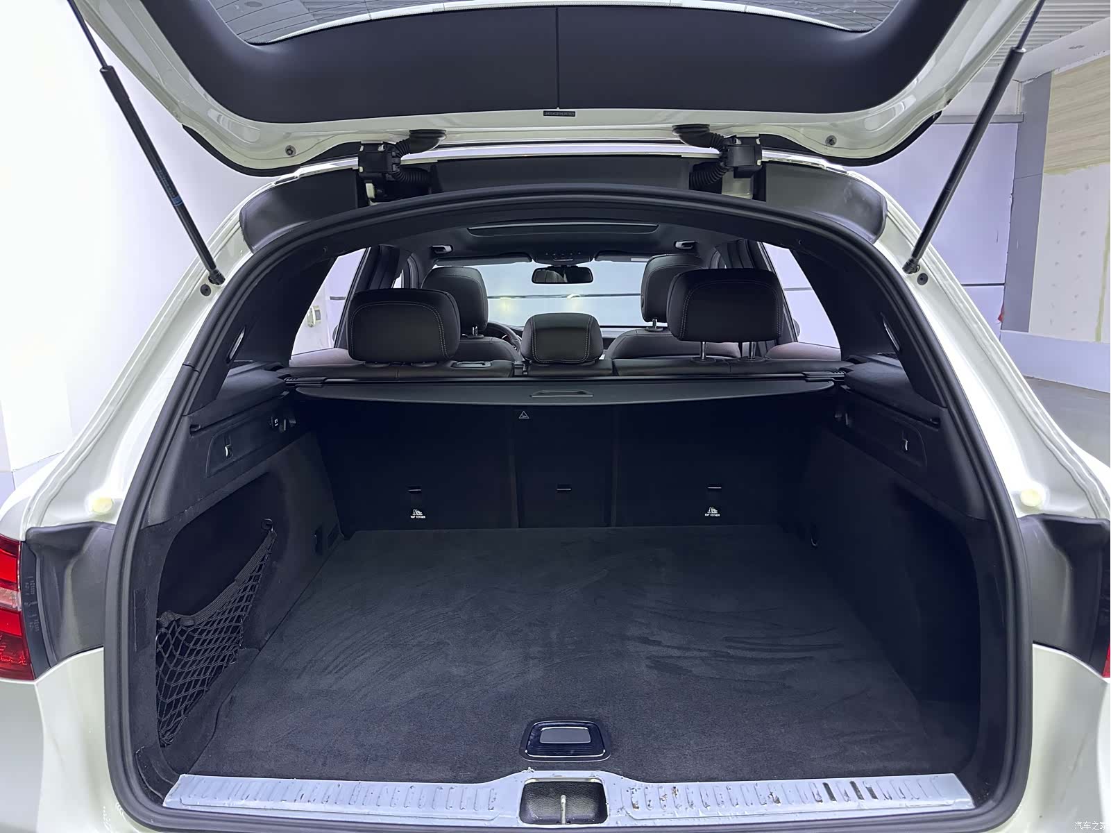 Mercedes-Benz GLC, 2017 15