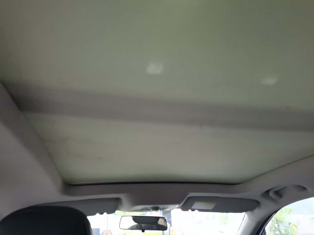 Roewe RX3, 2019 18
