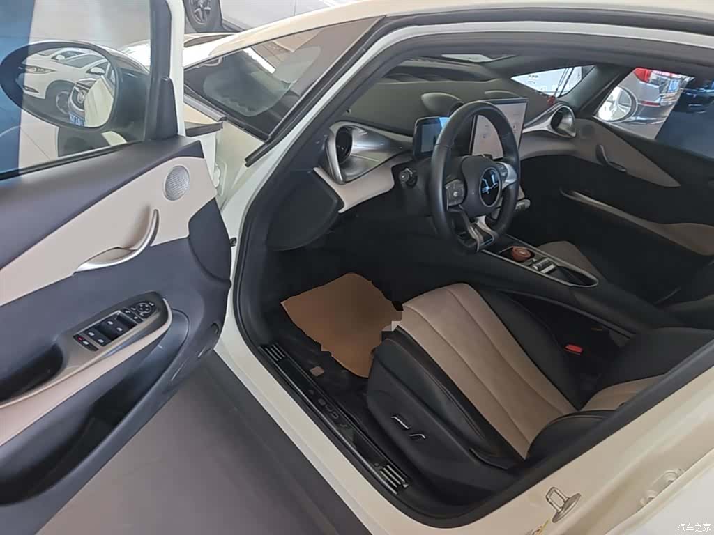 BYD Dolphin, 2023 16