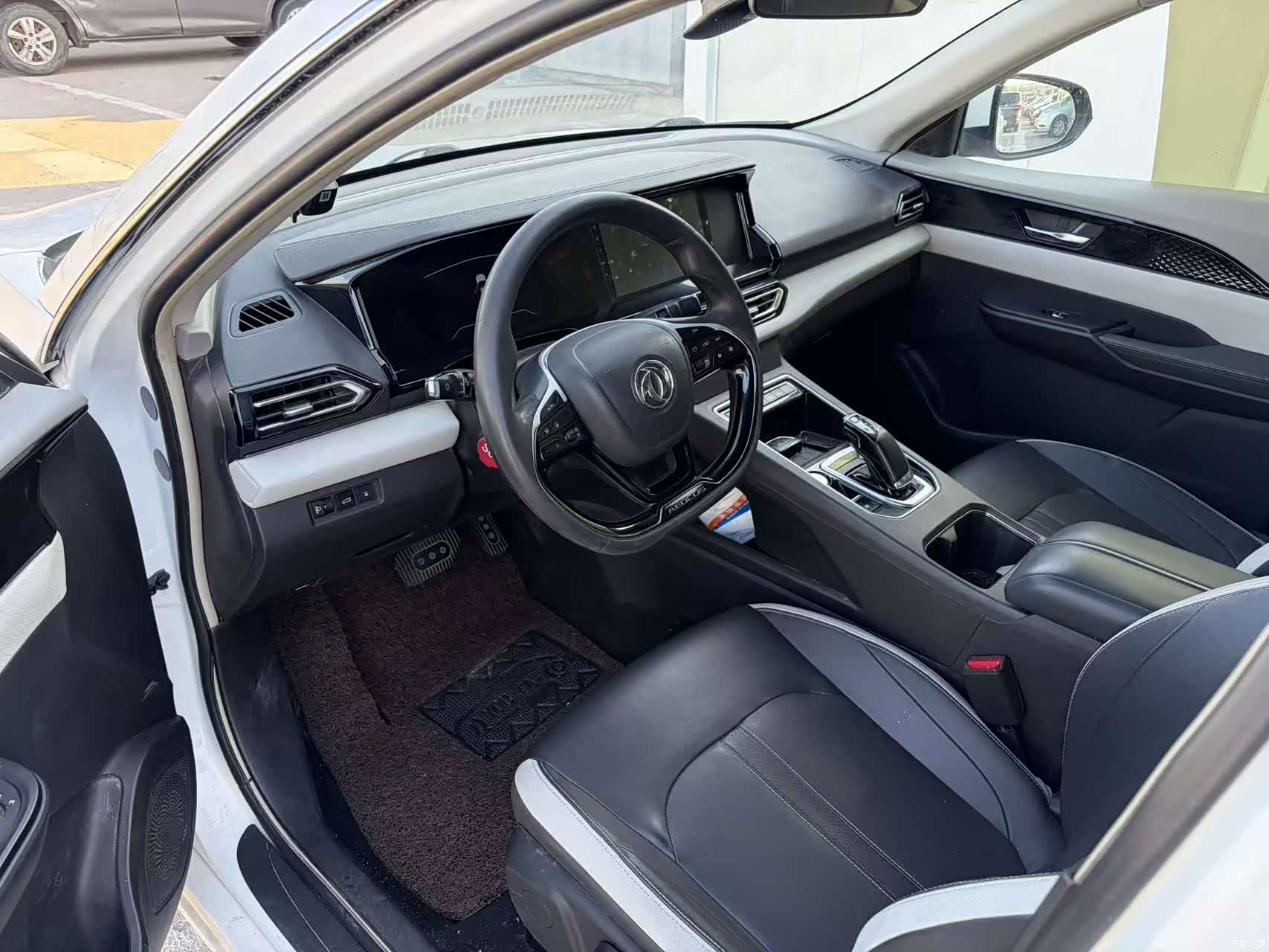 DongFeng E70, 2021 10