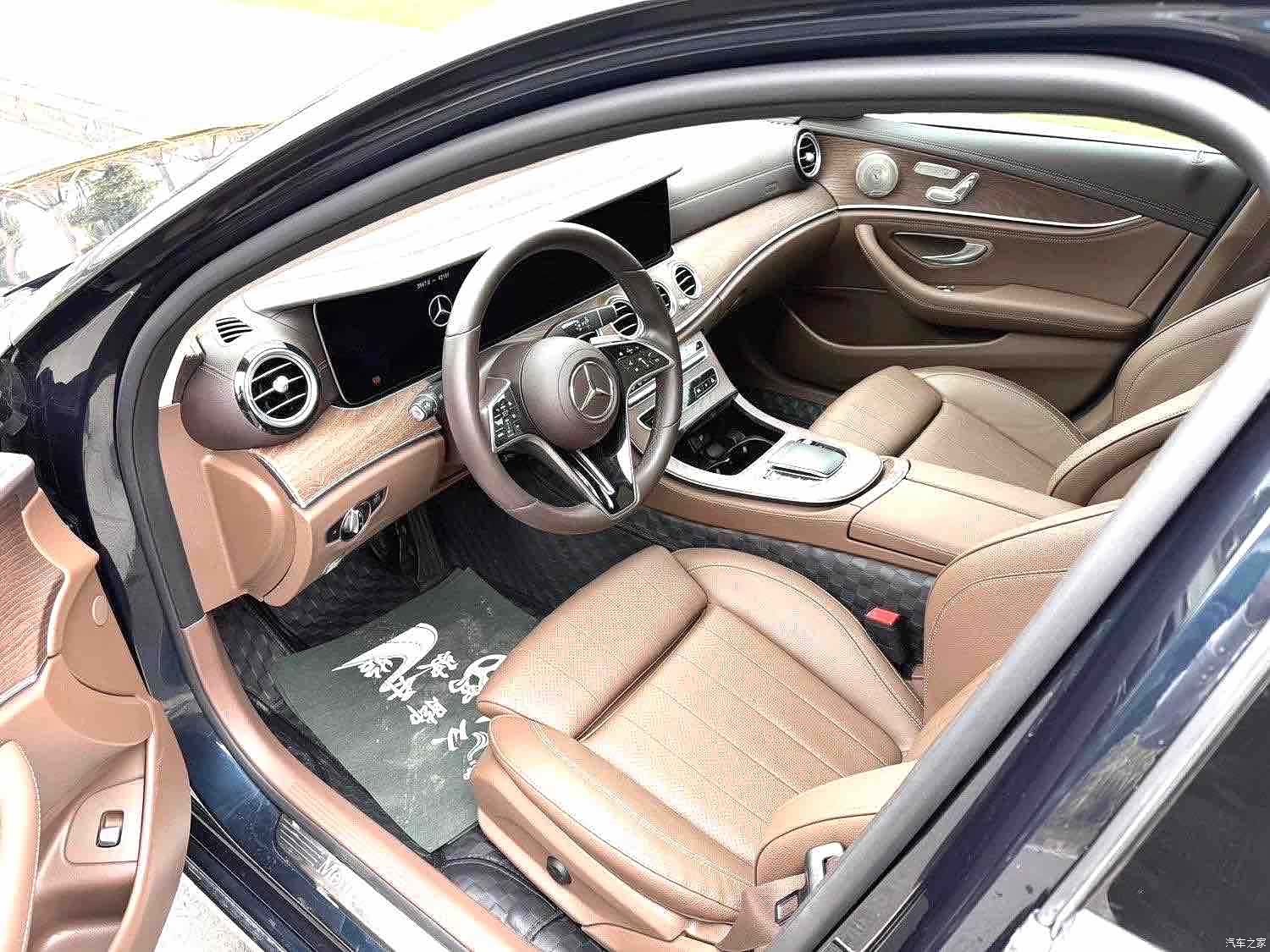 Mercedes-Benz E-Class, 2022 4