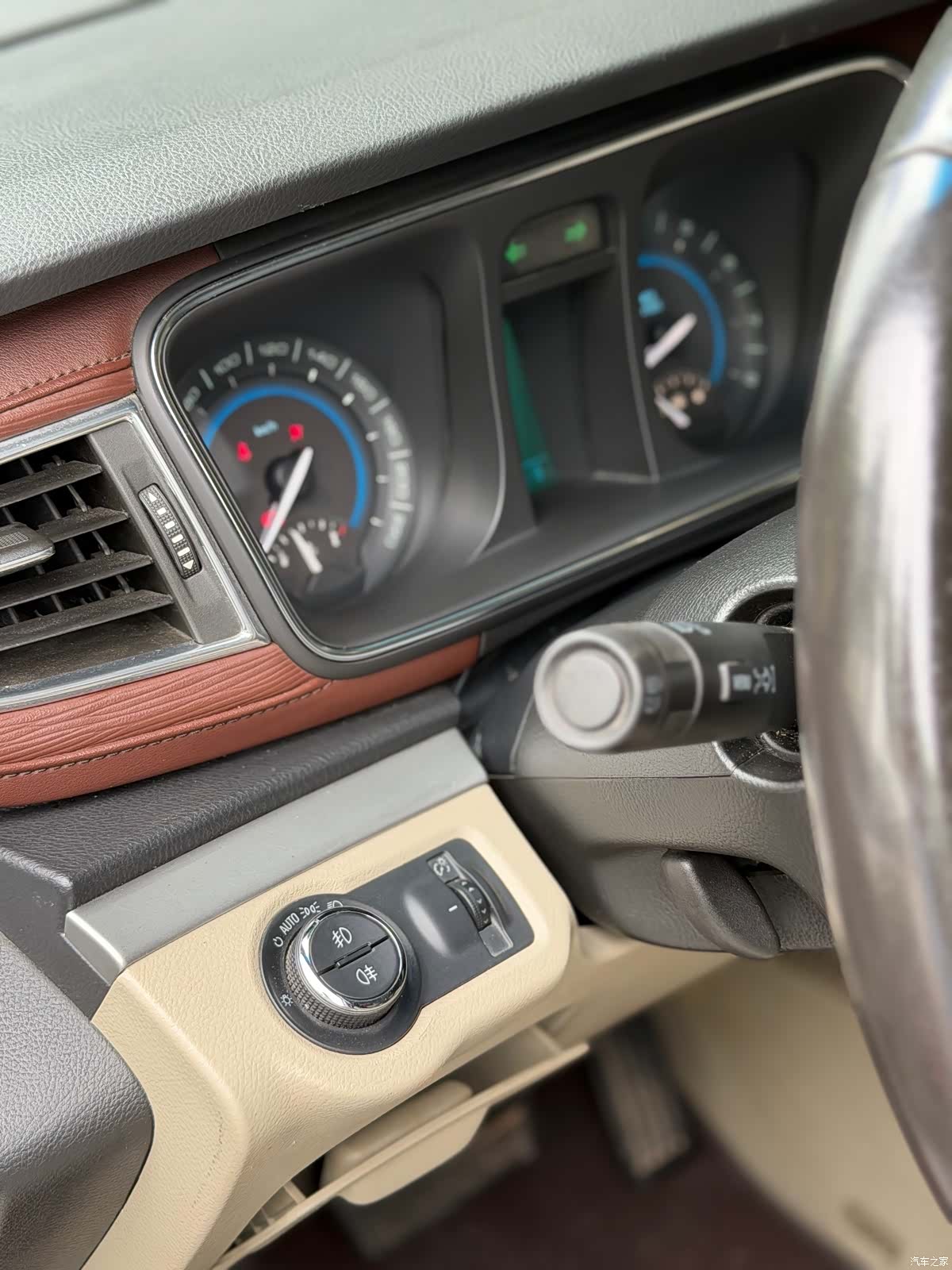 Buick GL8, 2014 7