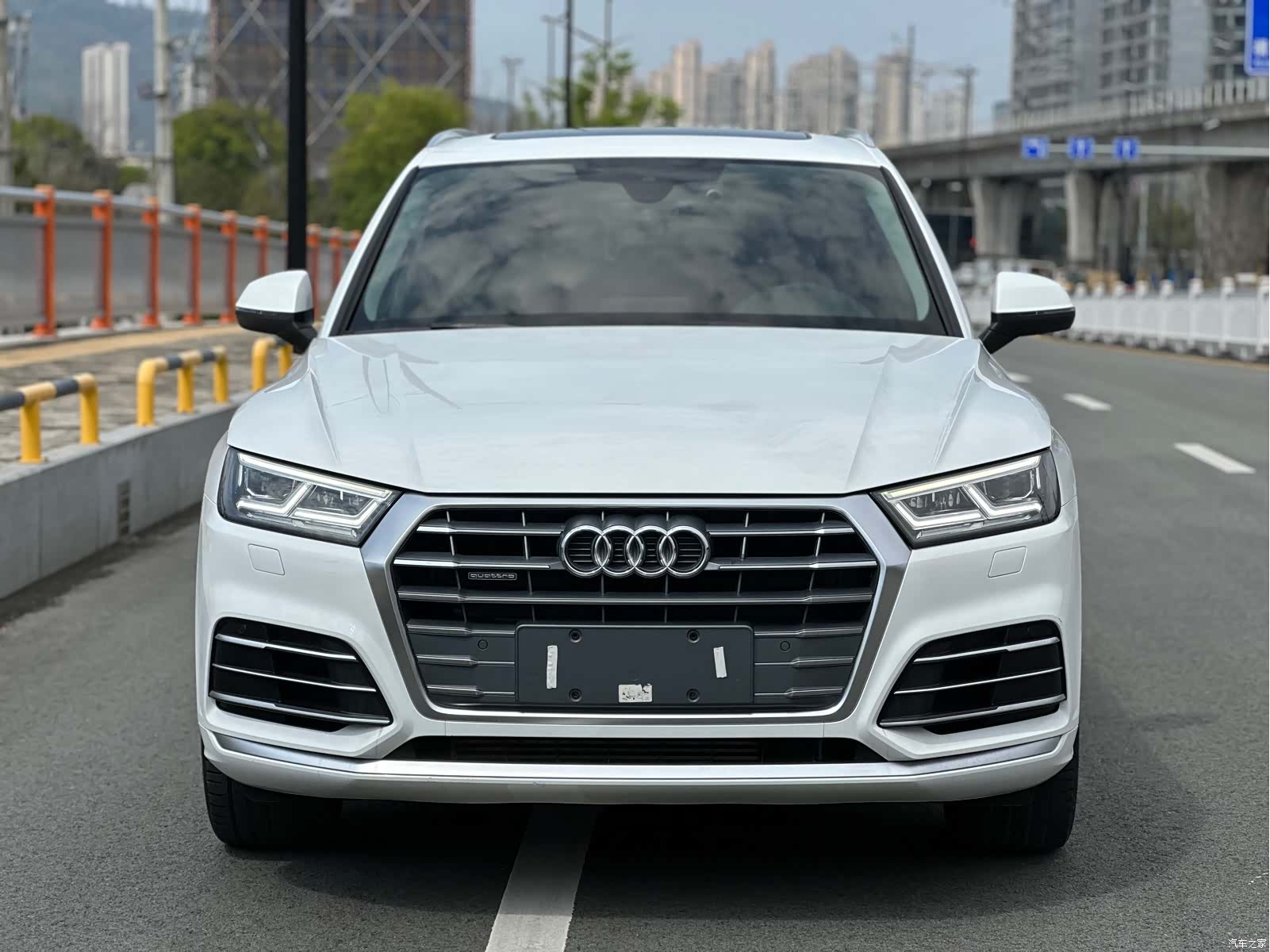 Audi Q5L, 2021 2
