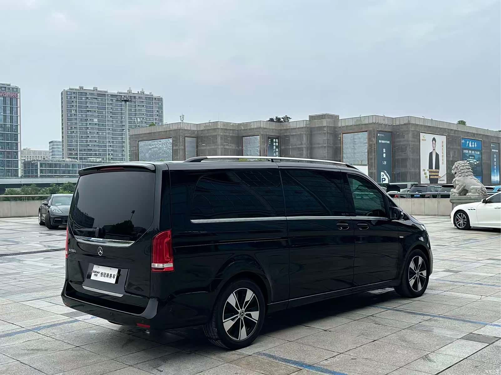 Mercedes-Benz V-Class, 2021 все фото