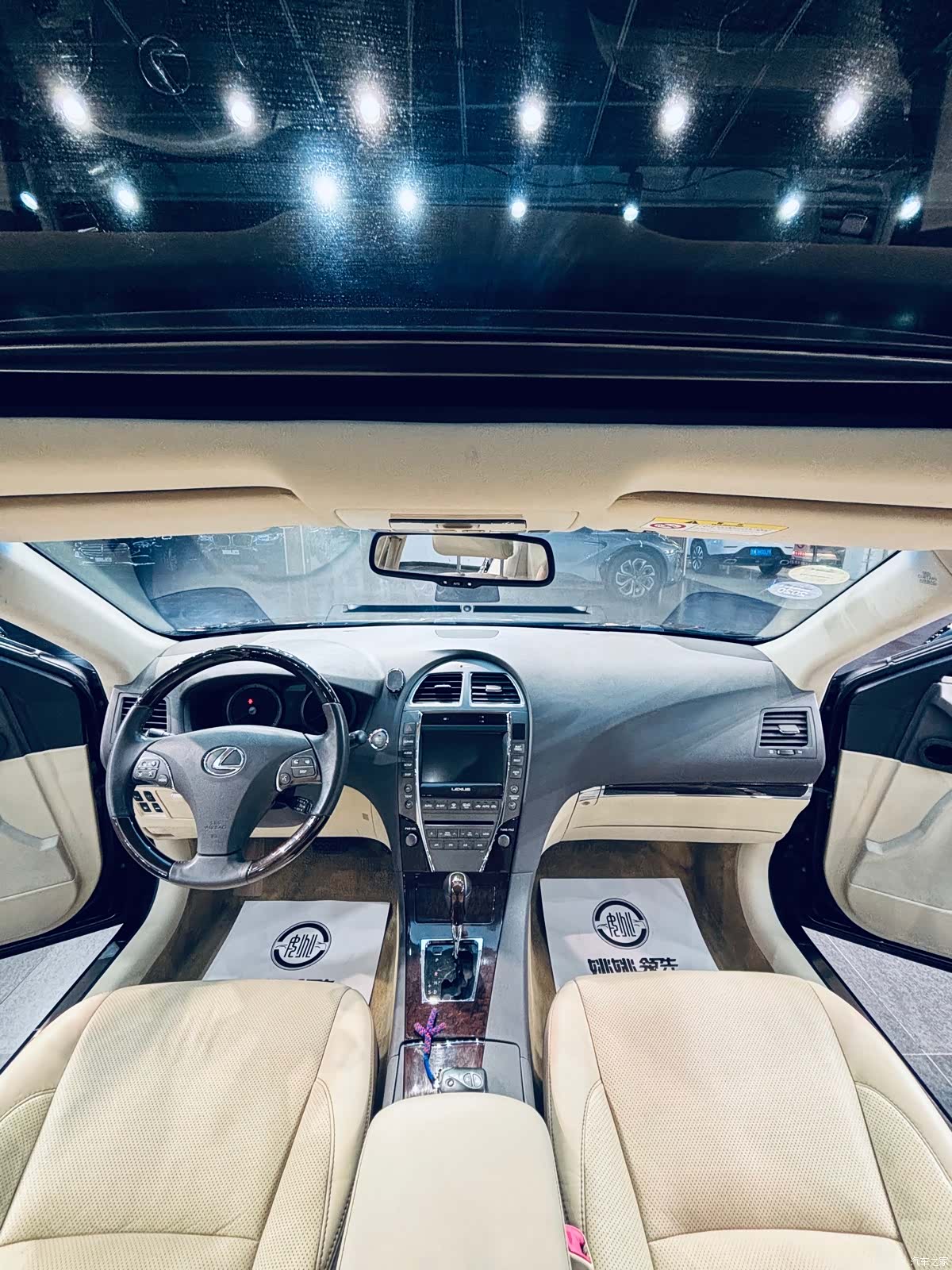 Lexus ES, 2013 4