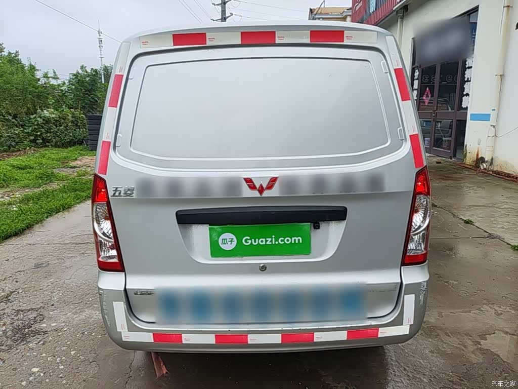 Wuling S, 2020 6