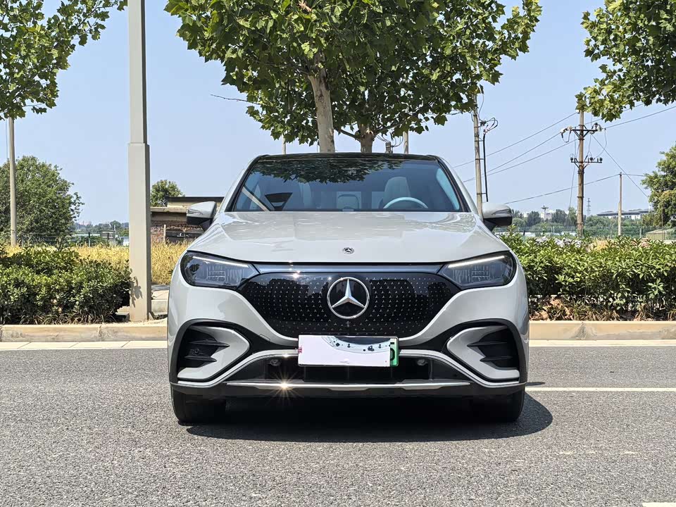 Mercedes-Benz EQE SUV Mercedes-Benz EQE SUV