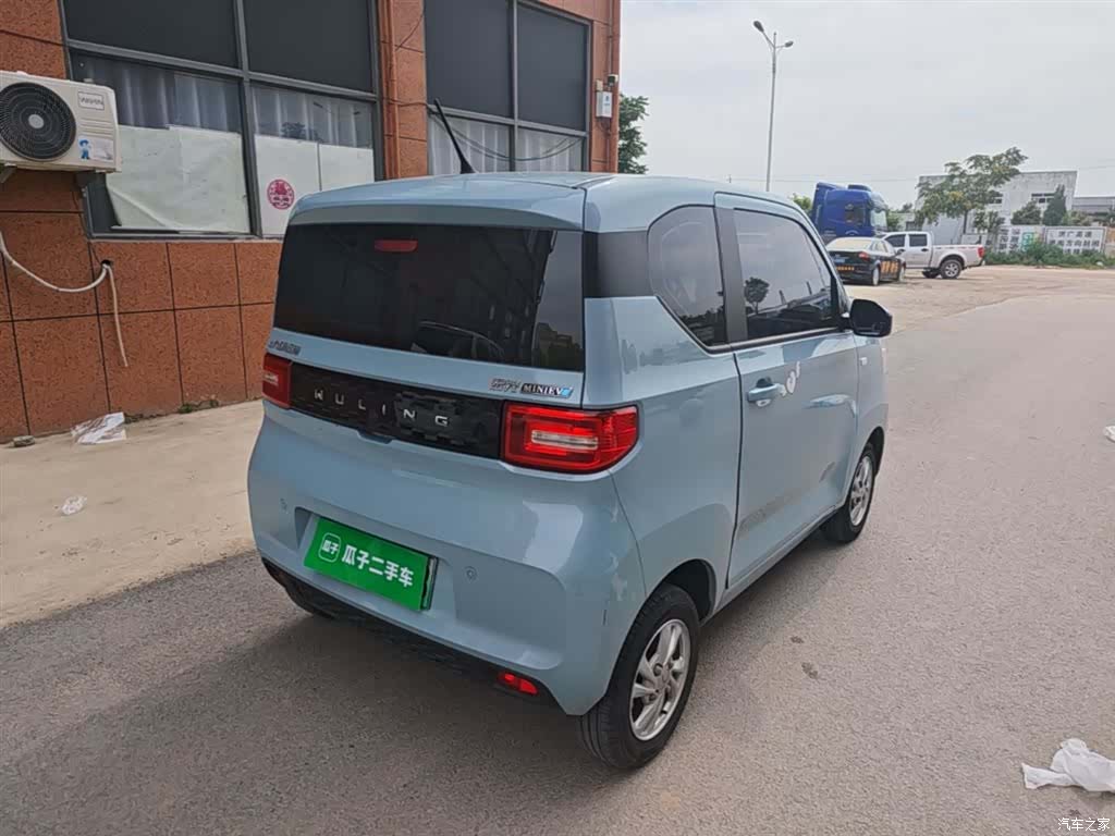 Wuling MINIEV, 2021 7