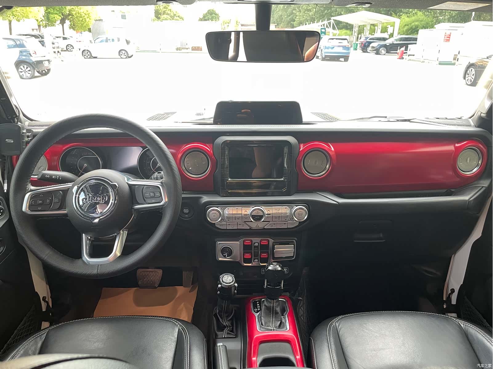 Jeep Wrangler, 2020 13