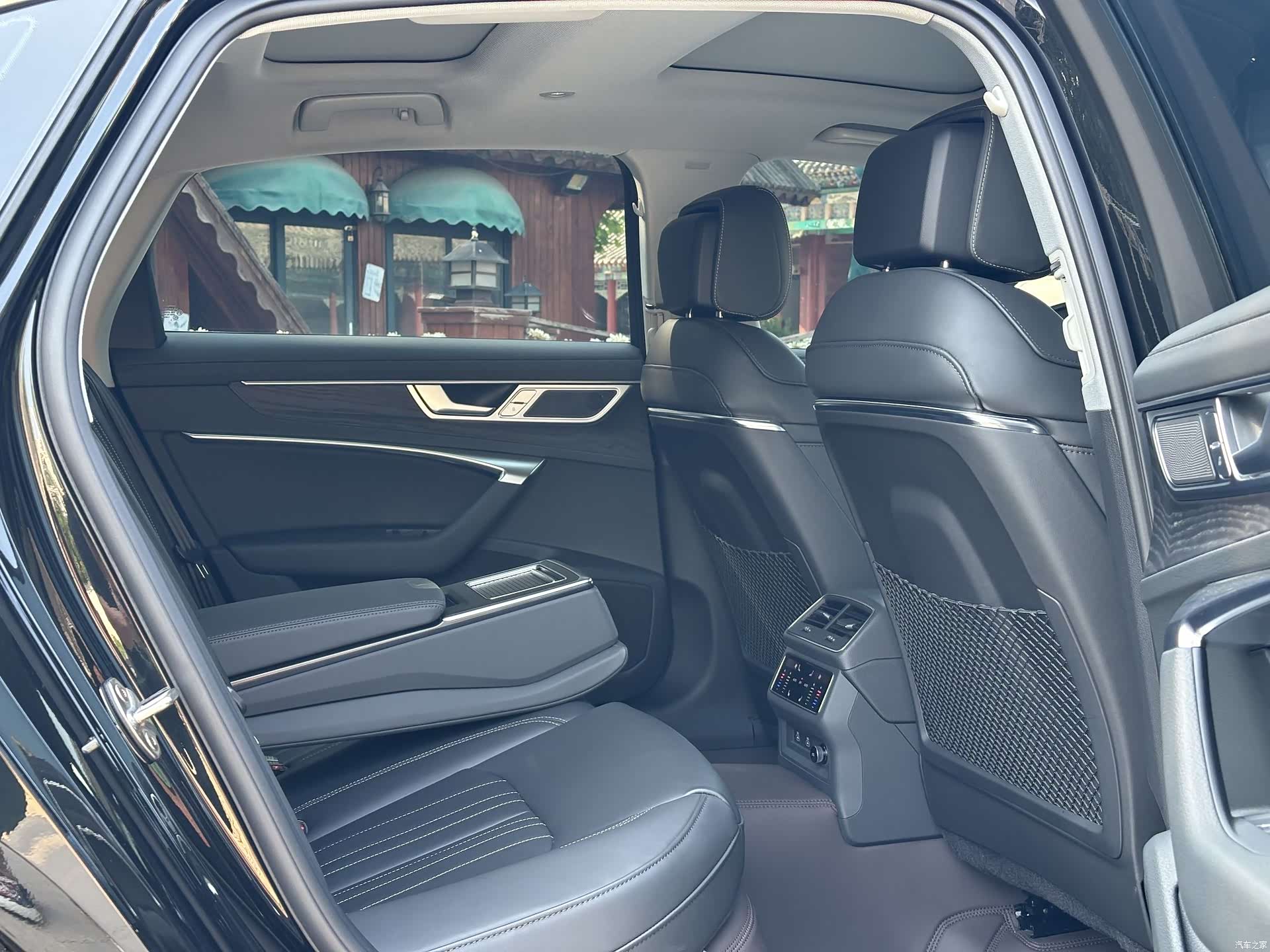 Audi A6L, 2024 23