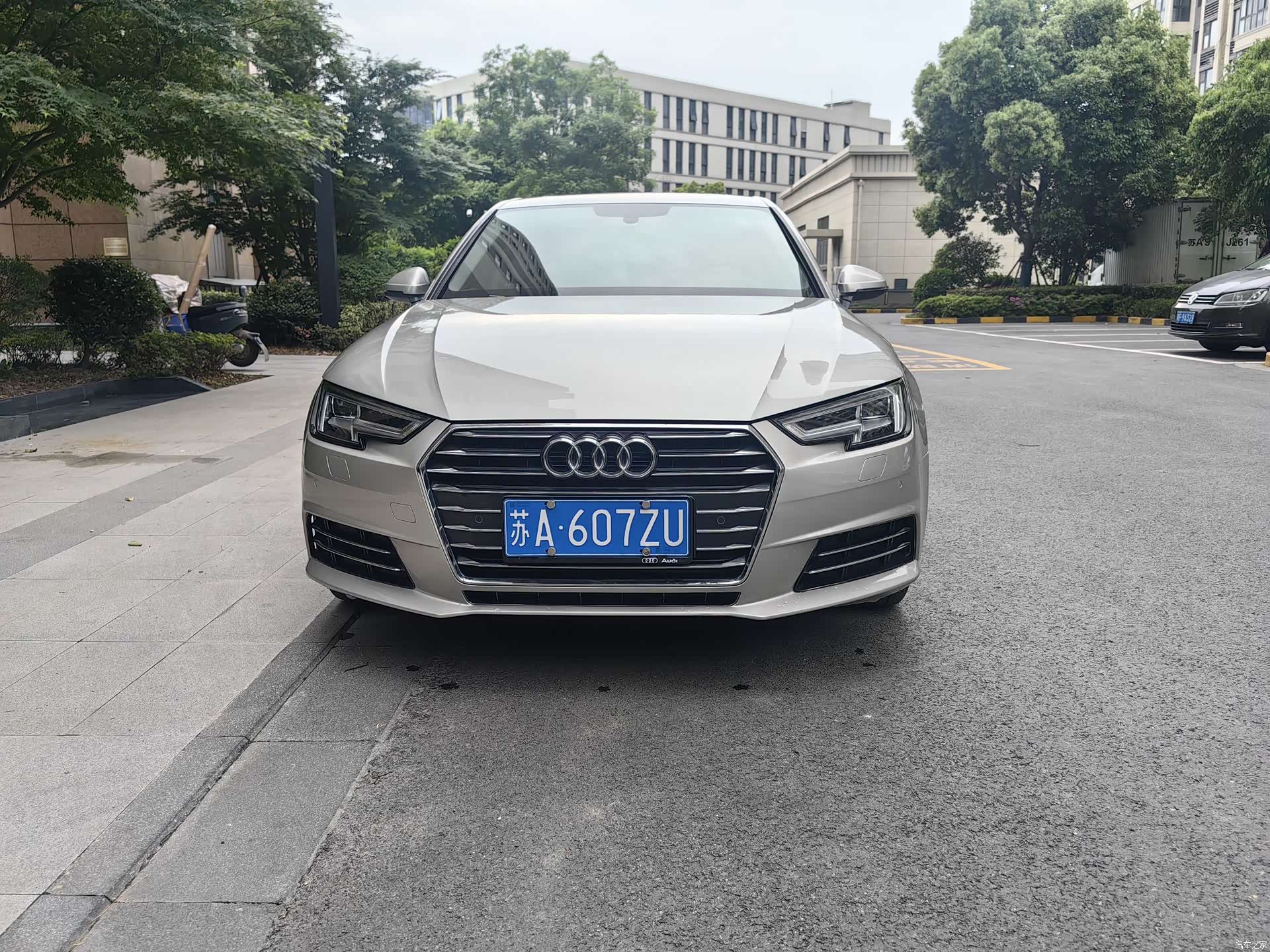 Audi A4L, 2018 2