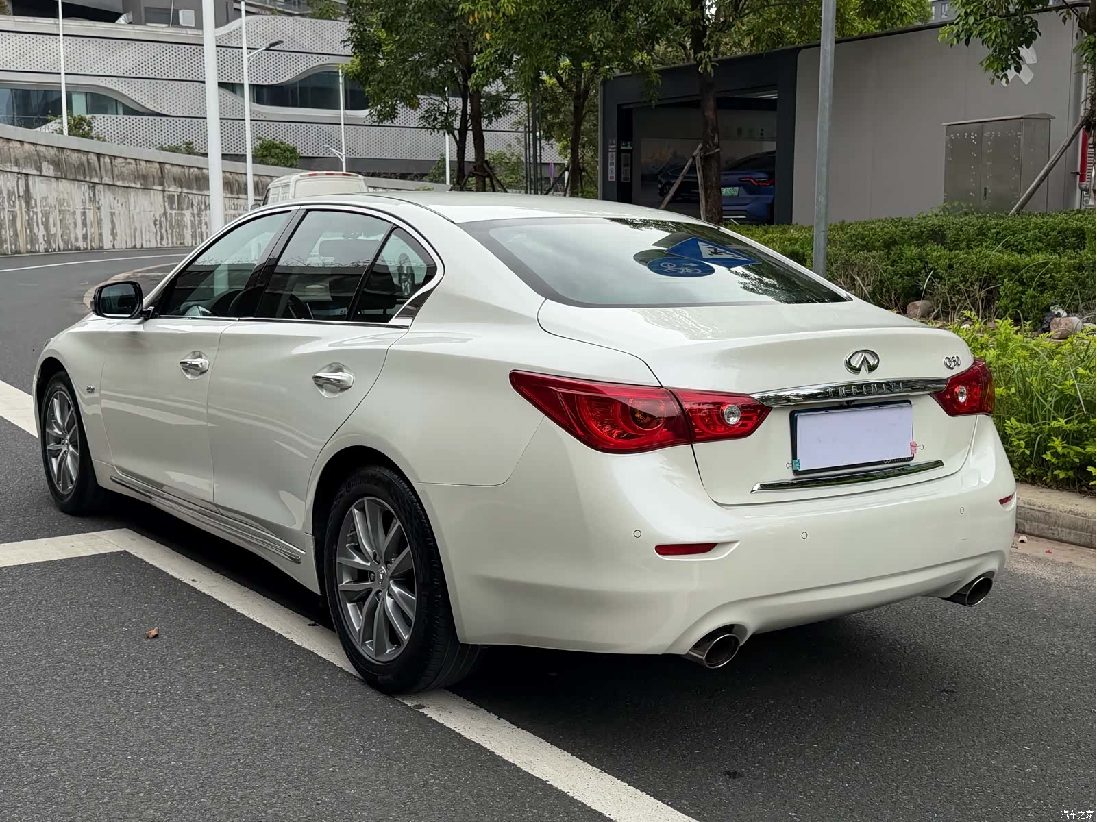 Infiniti Q50L, 2017 14