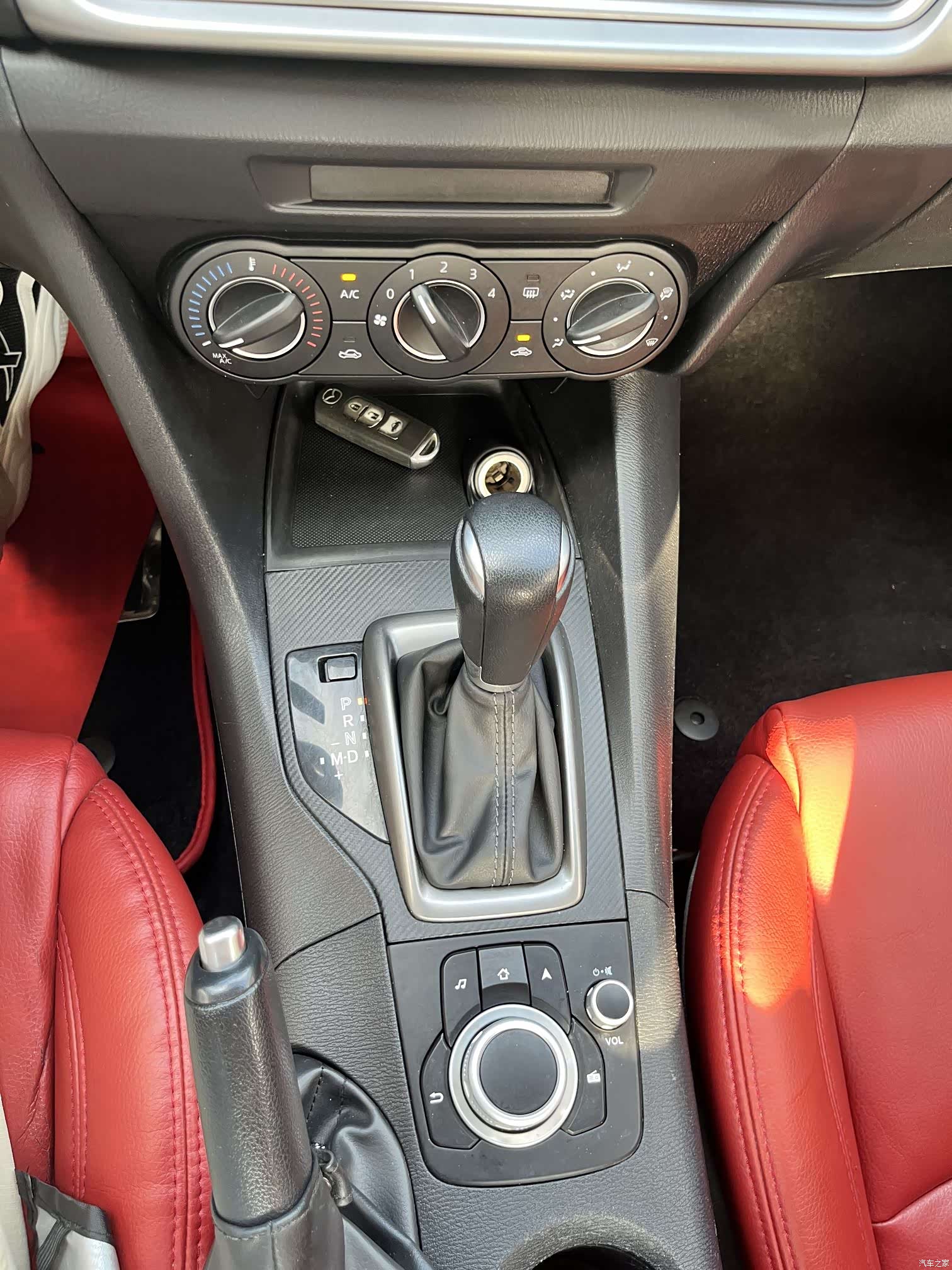 Mazda Mazda3, 2018 23