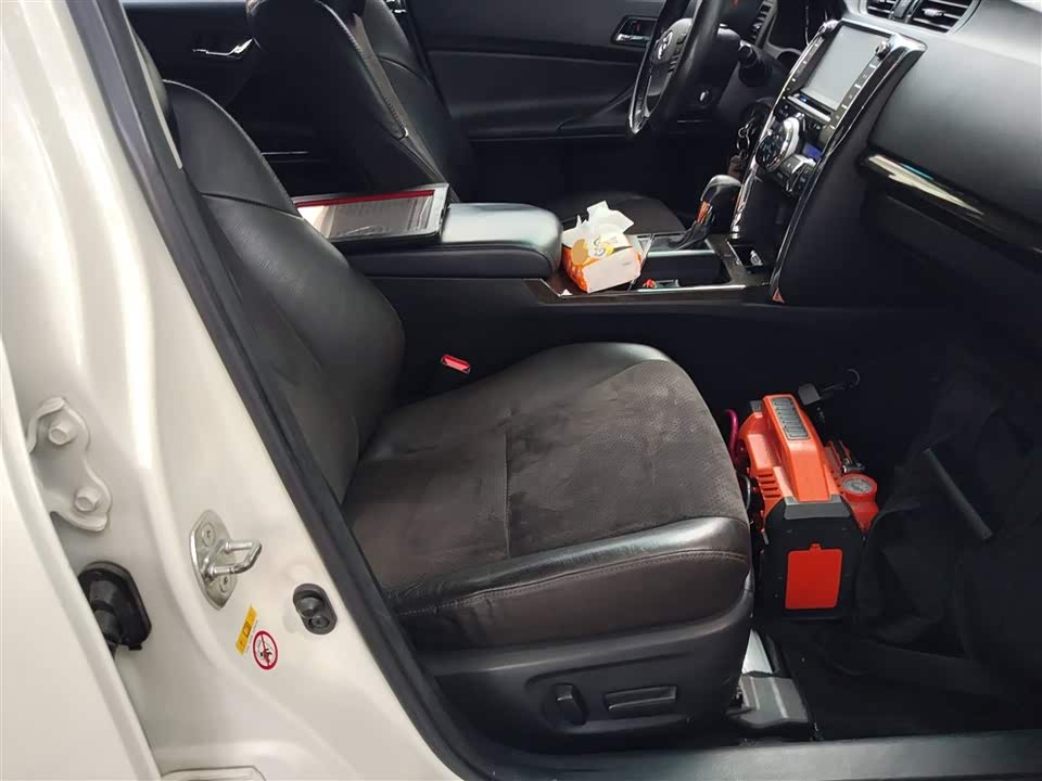 Toyota Reiz Toyota Reiz