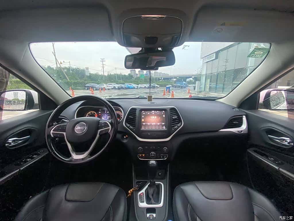 Jeep Cherokee, 2021 8