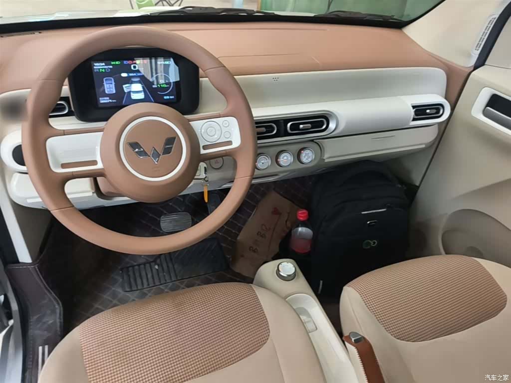 Wuling MINIEV, 2025 10
