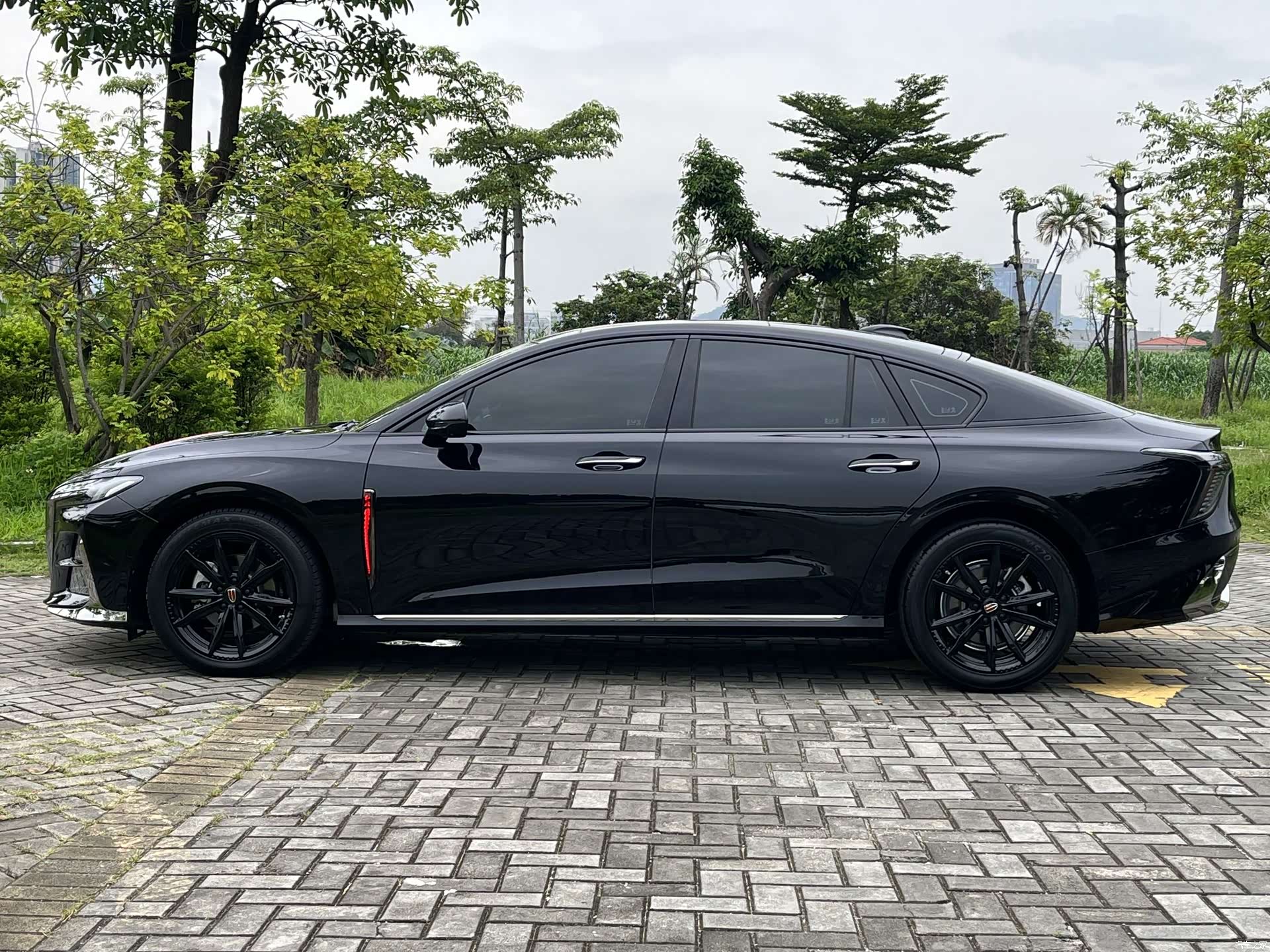Hongqi H6, 2023 7