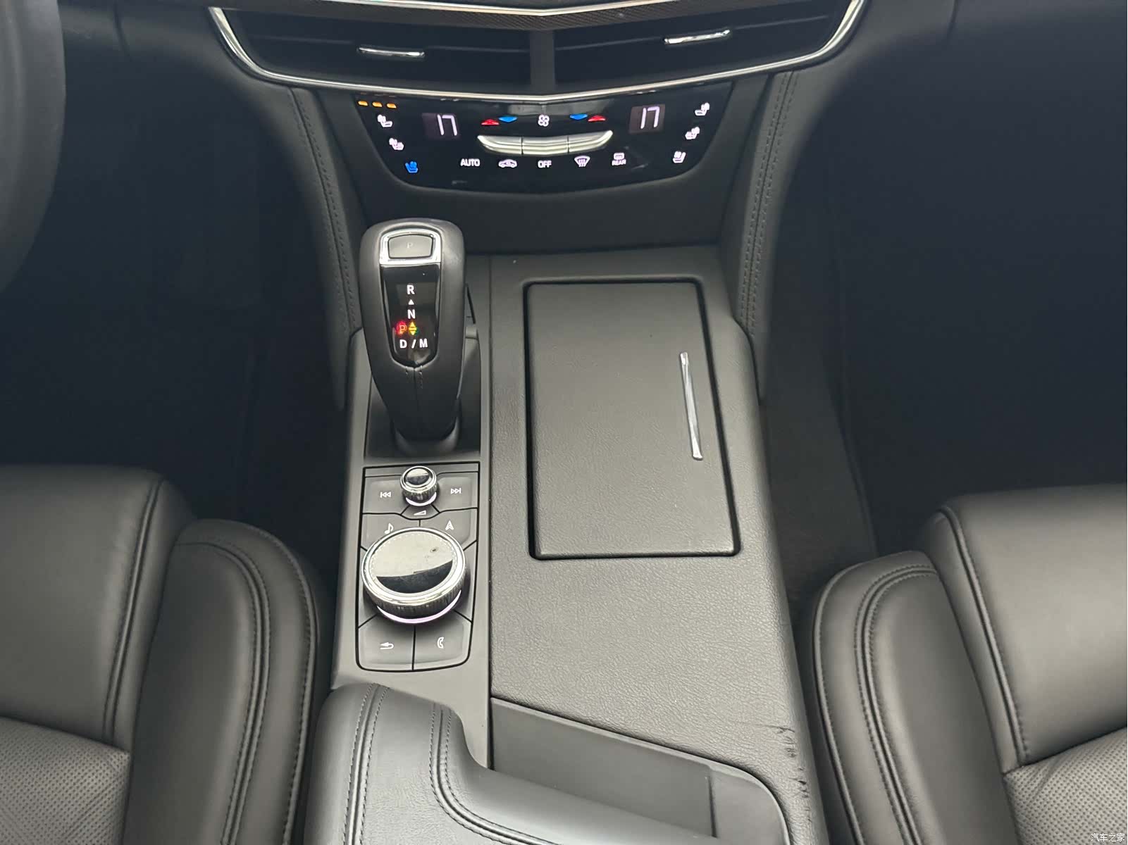 Cadillac CT6, 2019 10