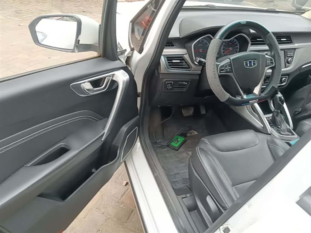 Geely X3, 2017 16