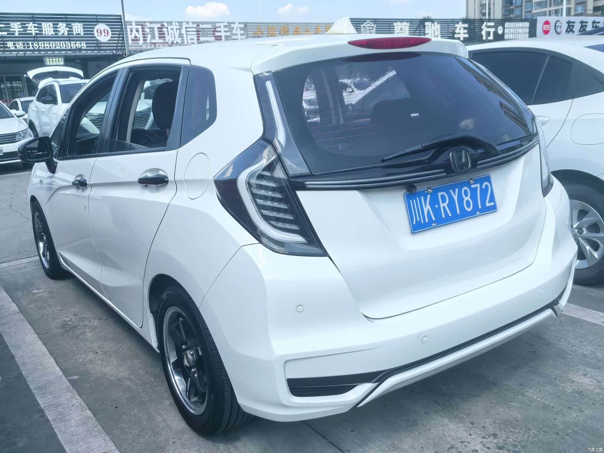 Honda Fit, 2018 все фото