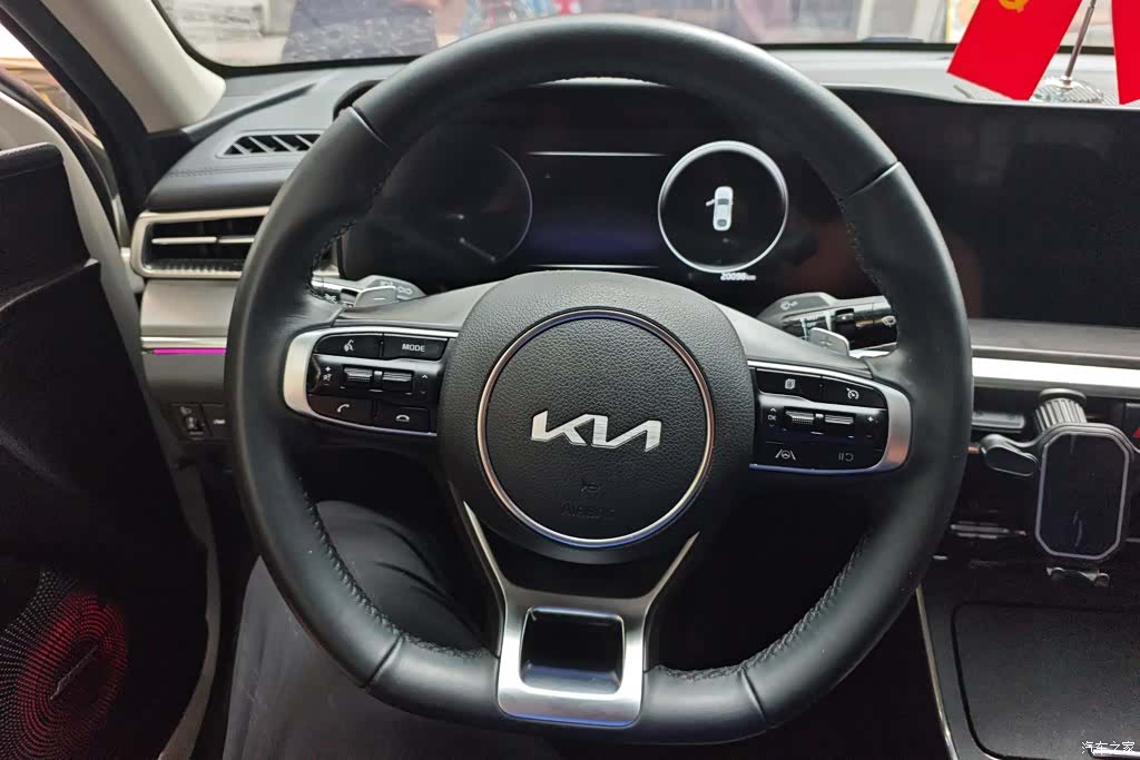 Kia K5, 2022 15