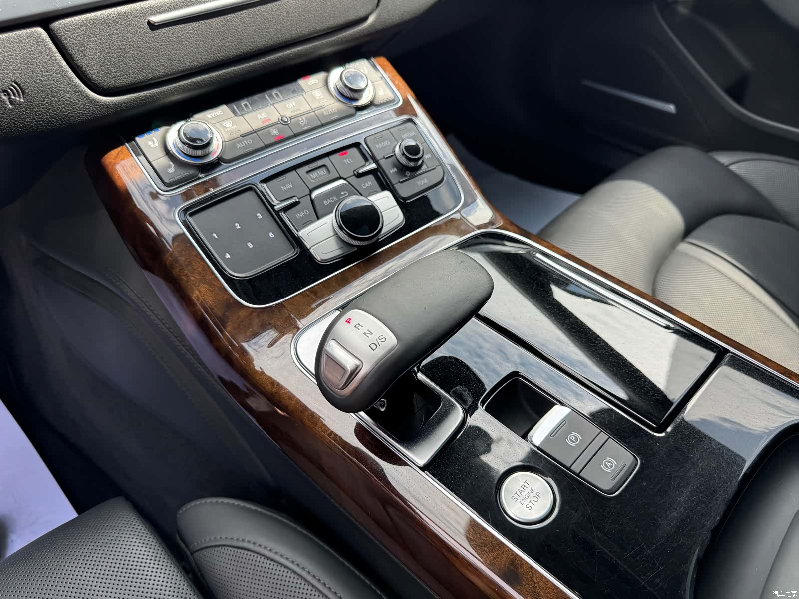 Audi A8L, 2014 17