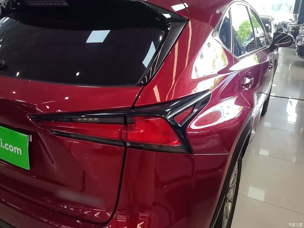 Lexus NX, 2018 8