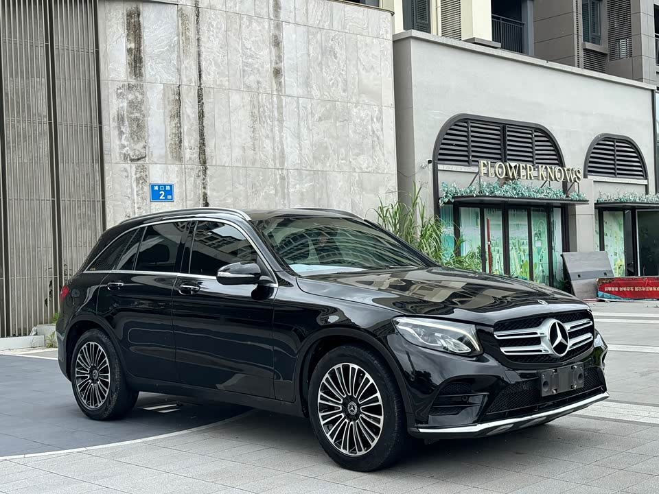 Mercedes-Benz GLC Mercedes-Benz GLC