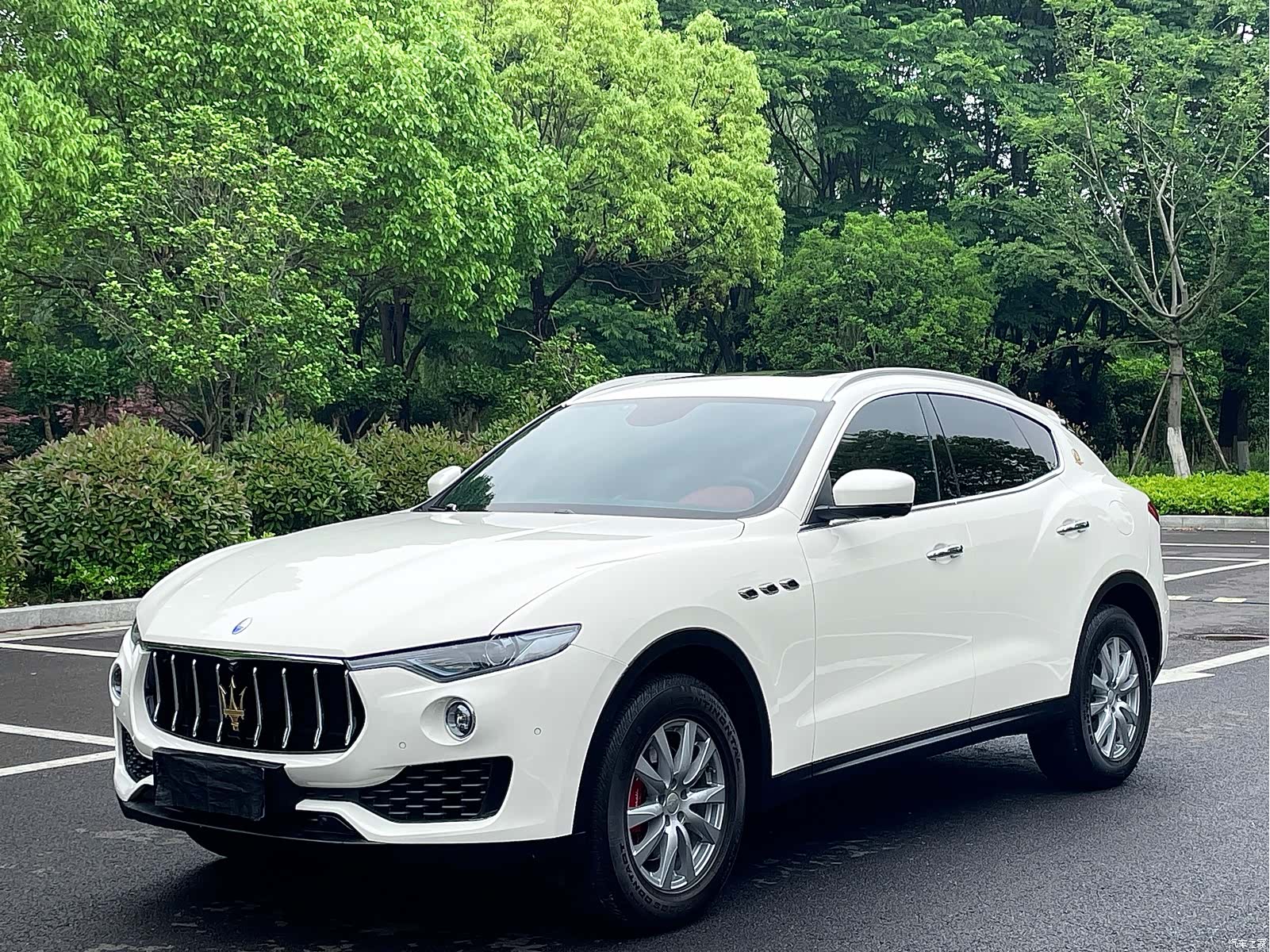 Maserati Levante, 2017 1
