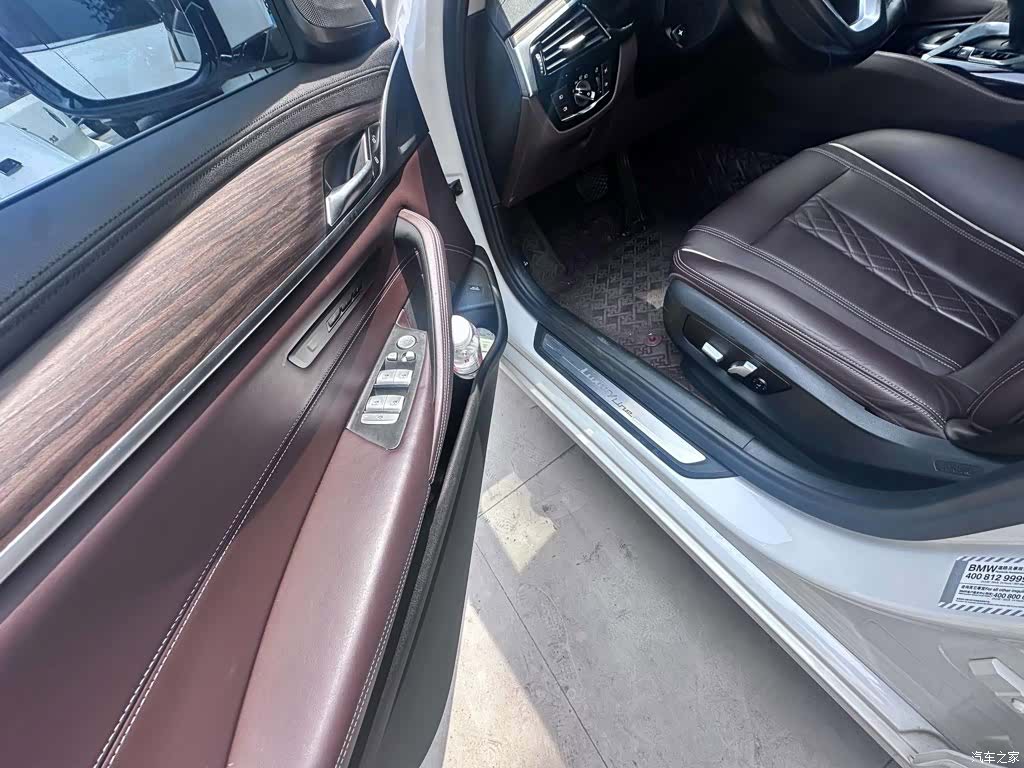 BMW 5 Series, 2018 все фото