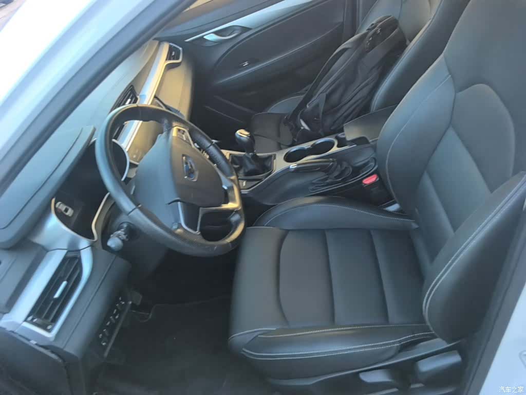 Geely Emgrand, 2018 15