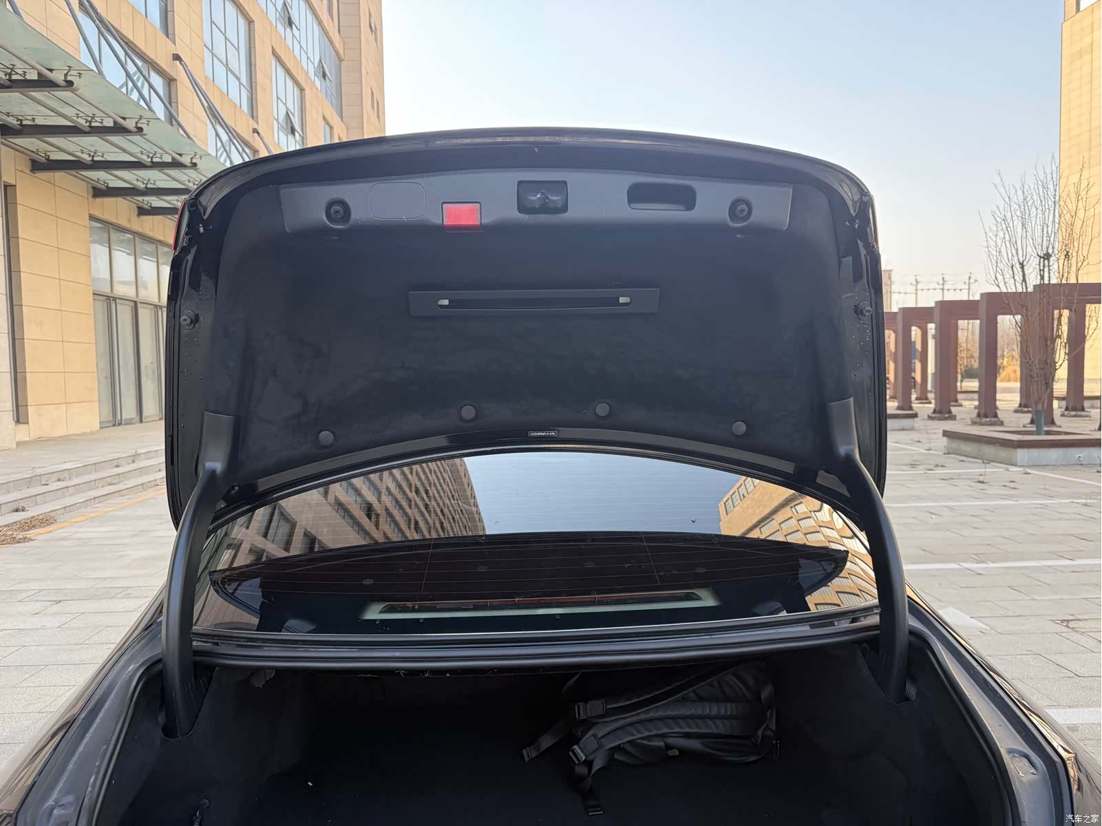 Mercedes-Benz E-Class, 2023 18