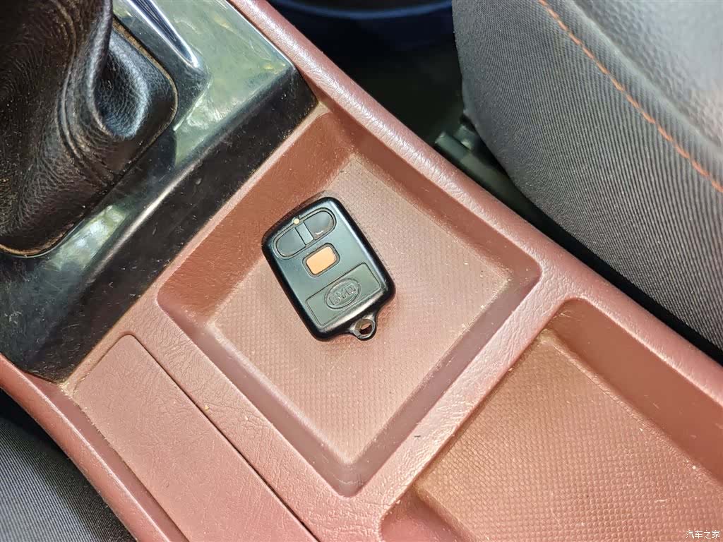 BYD F3, 2017 16
