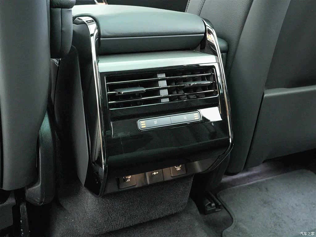 Land Rover Range Rover, 2026 16