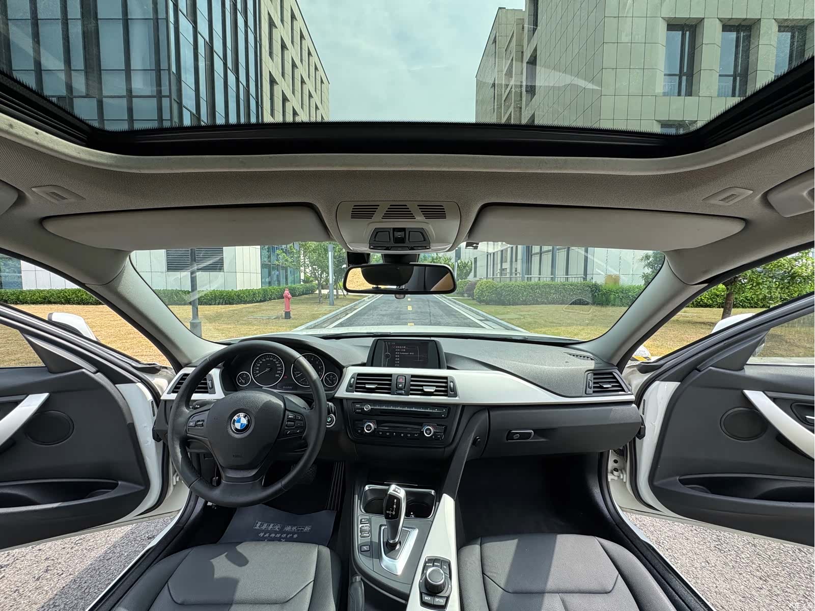 BMW 3 Series, 2014 11