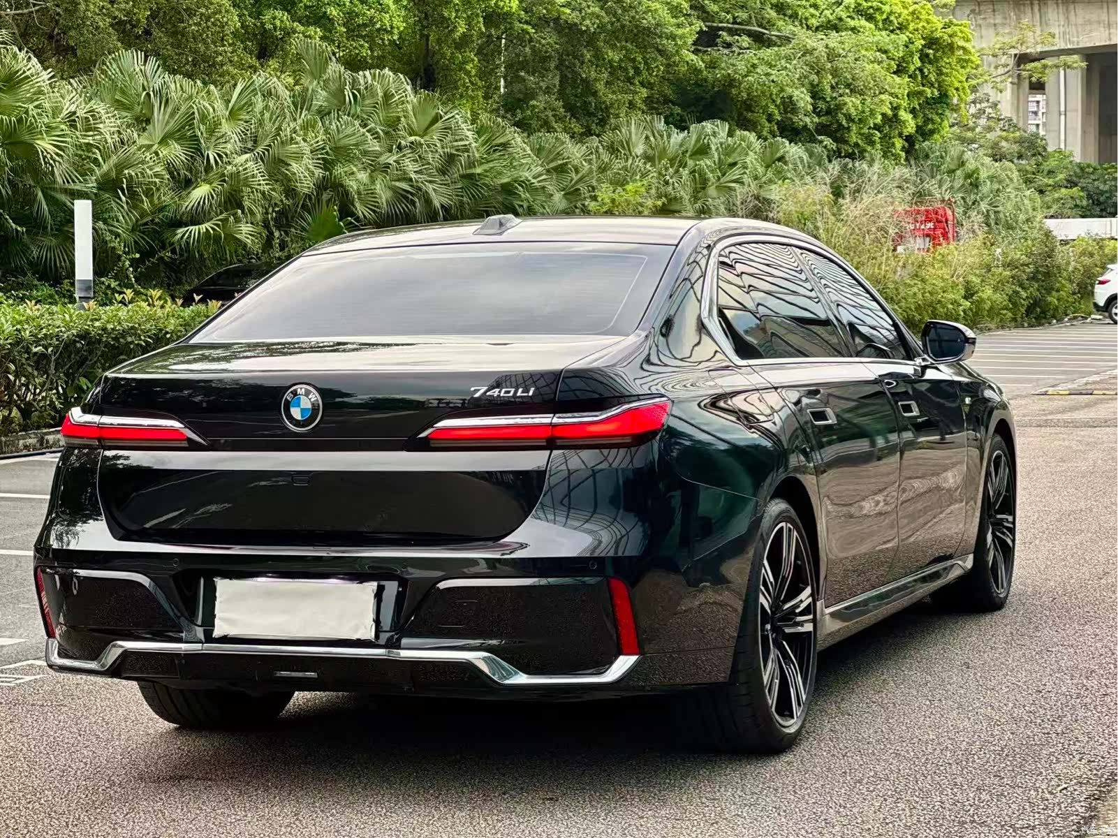 BMW 7 Series, 2023 12